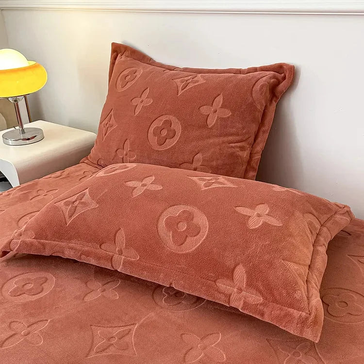 Full 4-Piece MonoFloral Duvet Cover Bedding Set