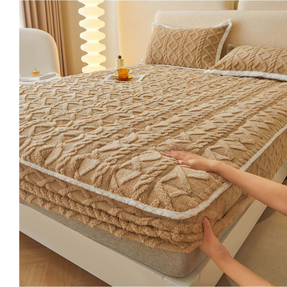 CloudNest Quilted Fitted Sheet