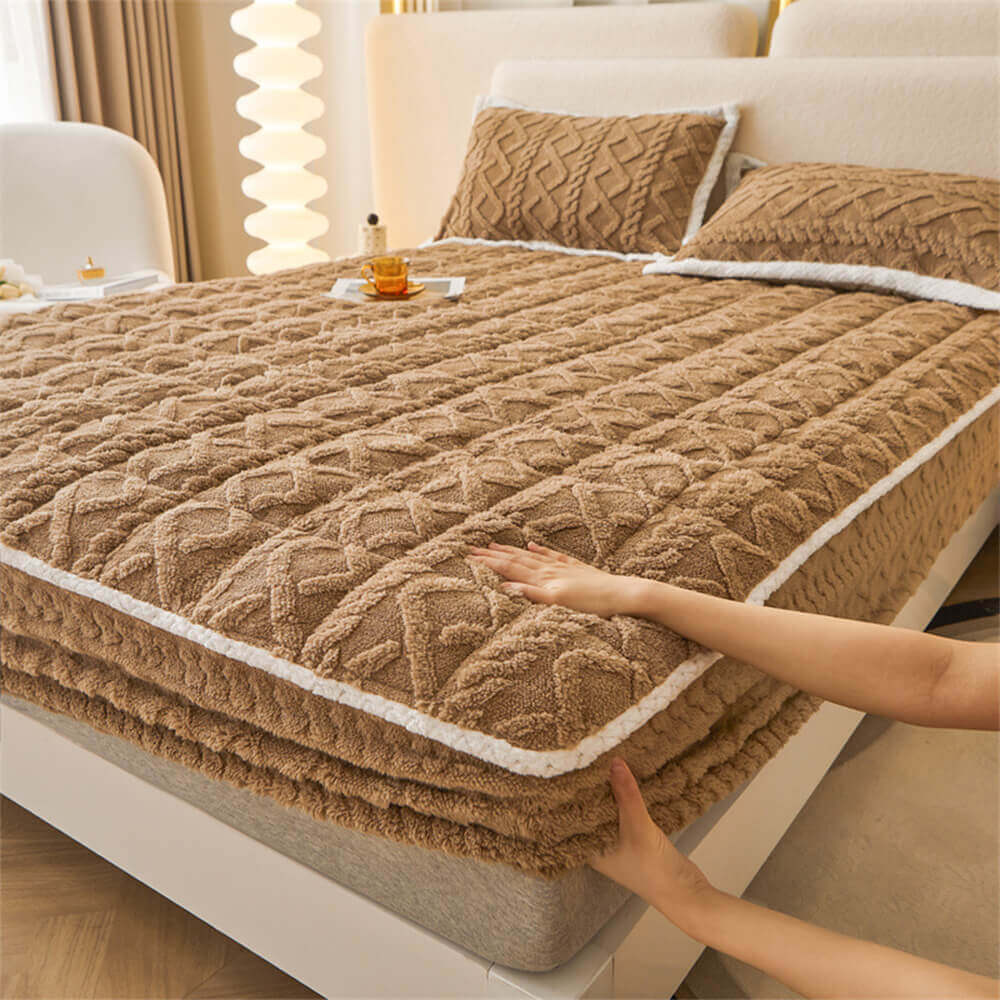 CloudNest Quilted Fitted Sheet