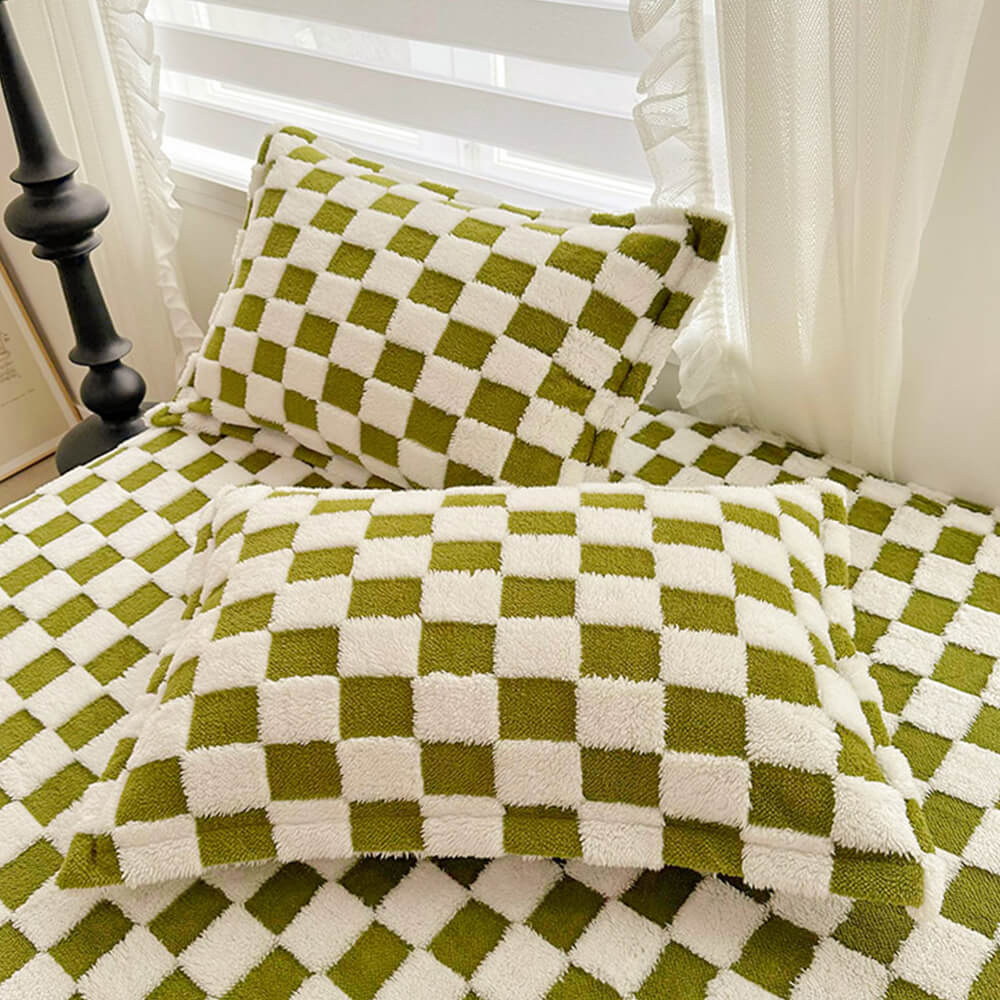 Checkerboard Plush Fitted Sheet