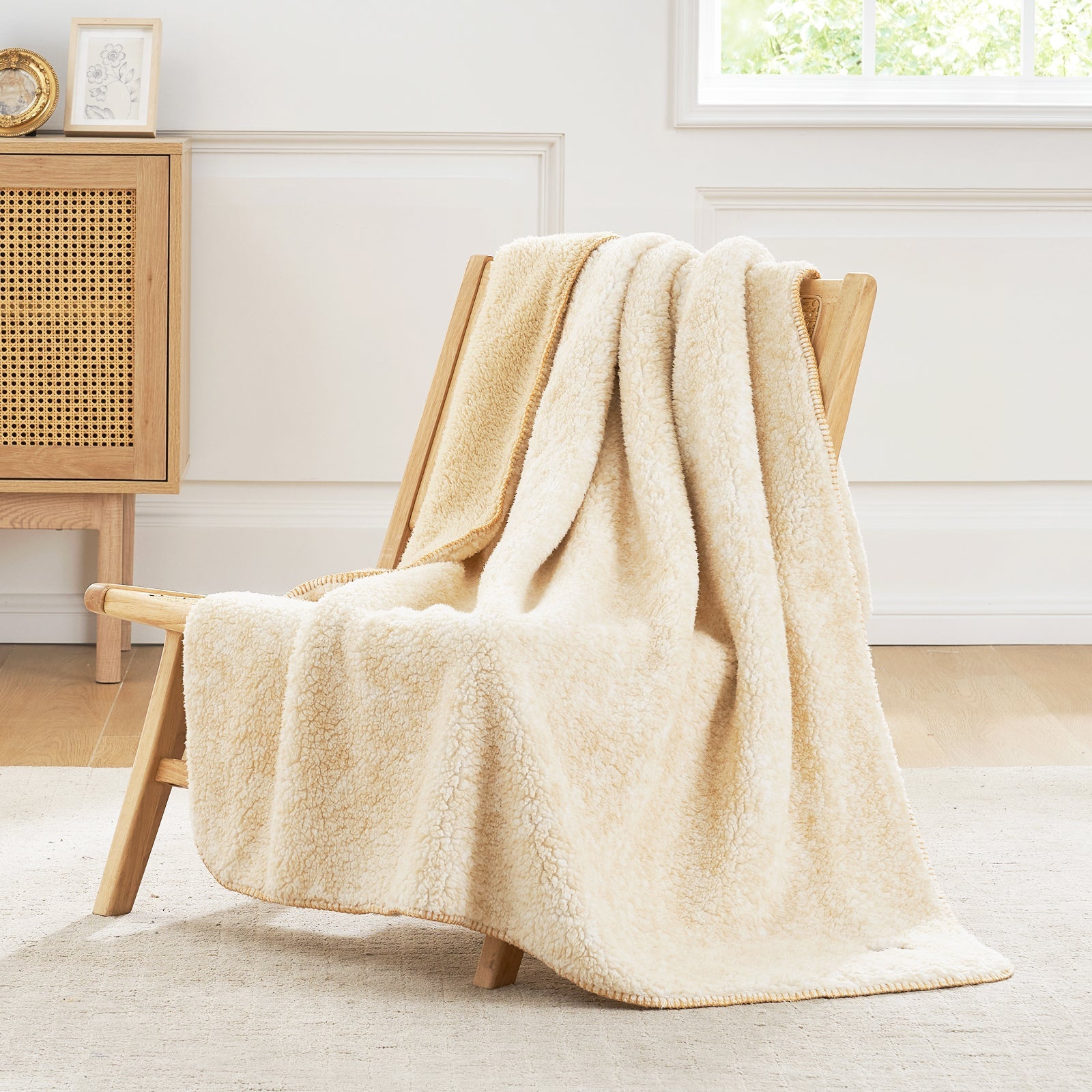 Sherpa Fleece Throw