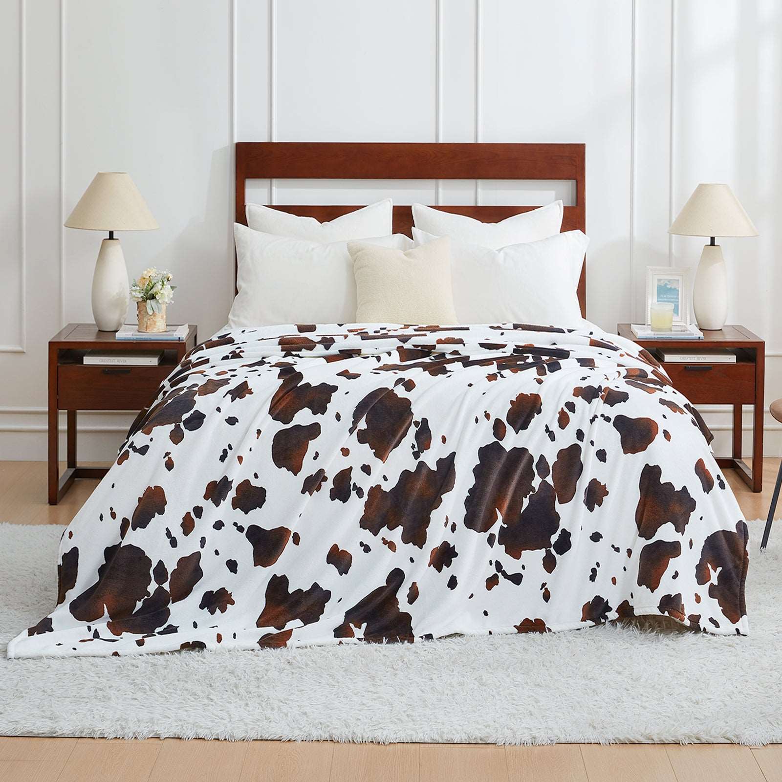 Cow Print Plush Throw Main image