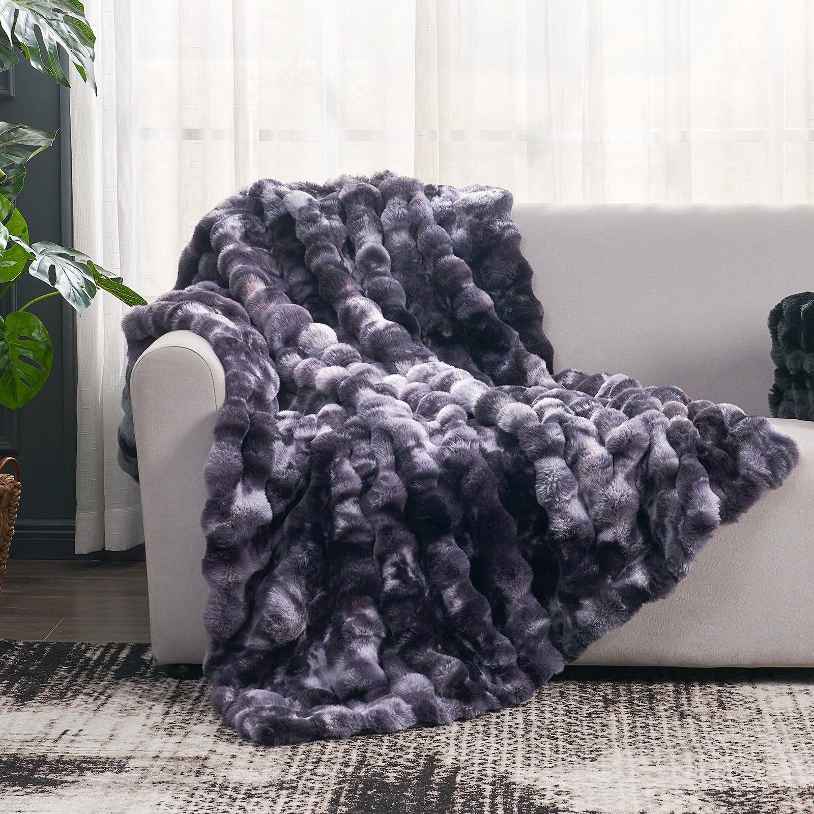 Bubble Tie-Dye Faux Fur Throw
