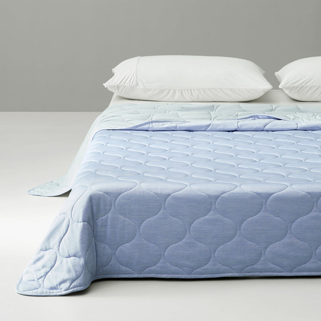 Dual-Sided Cooling Blanket