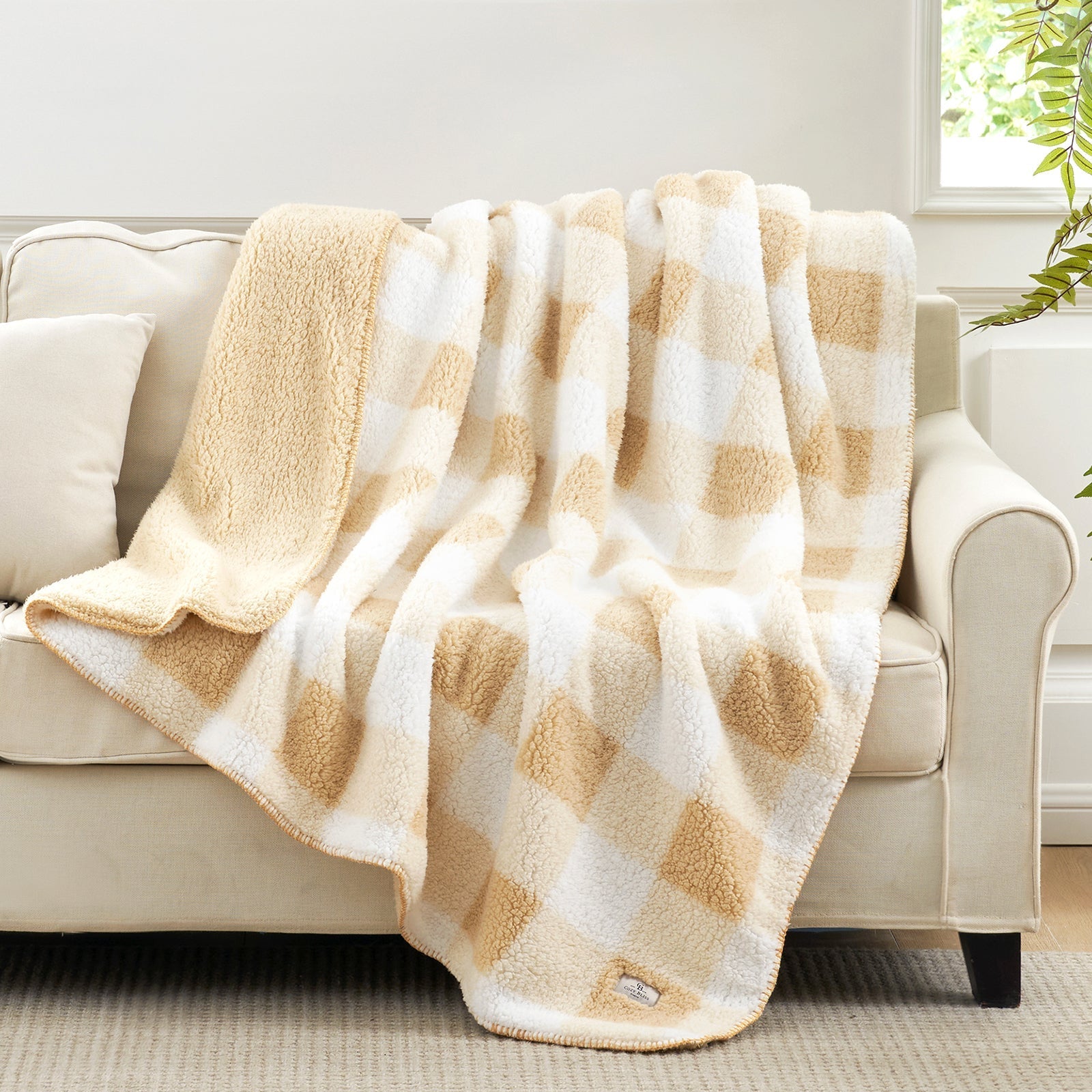 Sherpa Fleece Throw