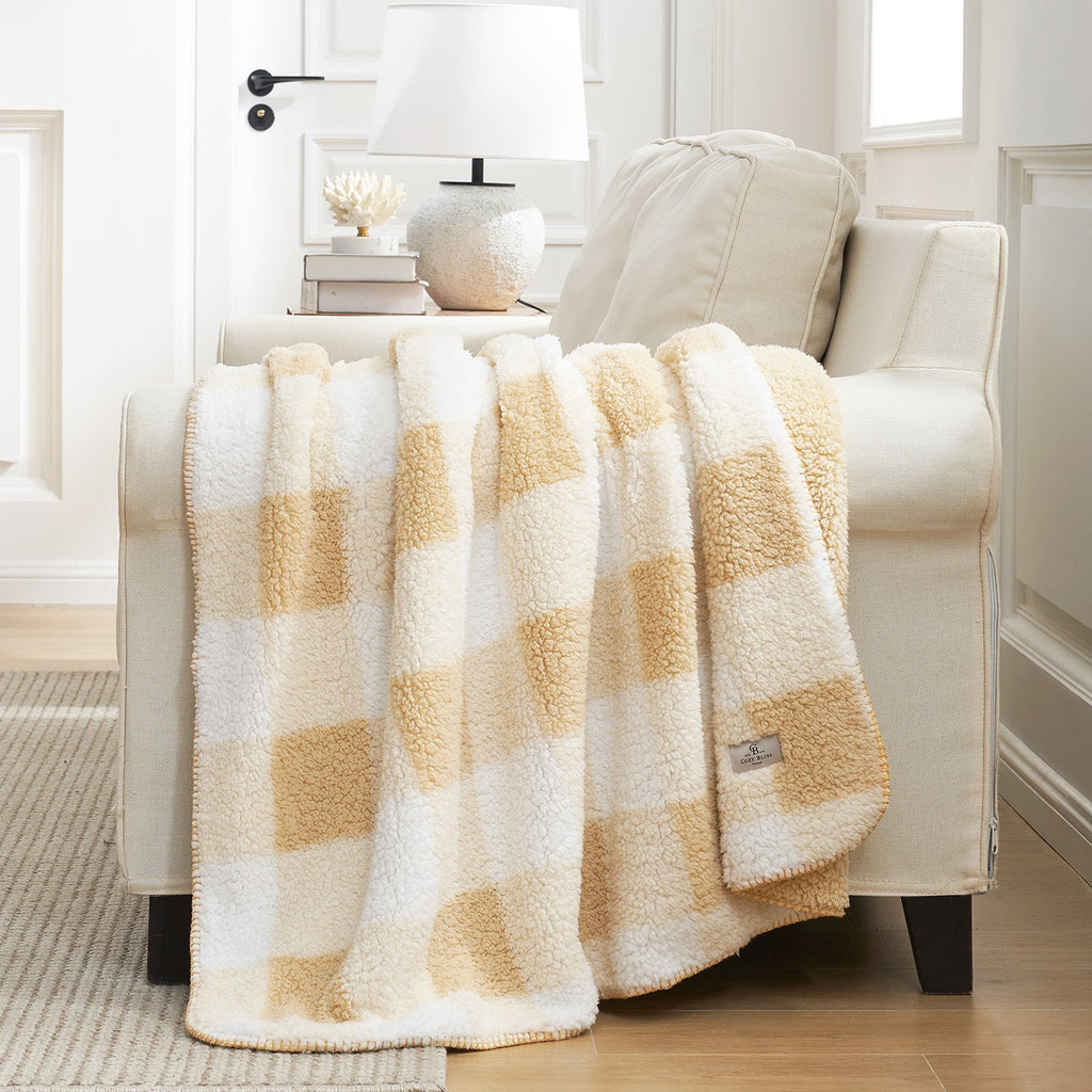 Sherpa Fleece Throw