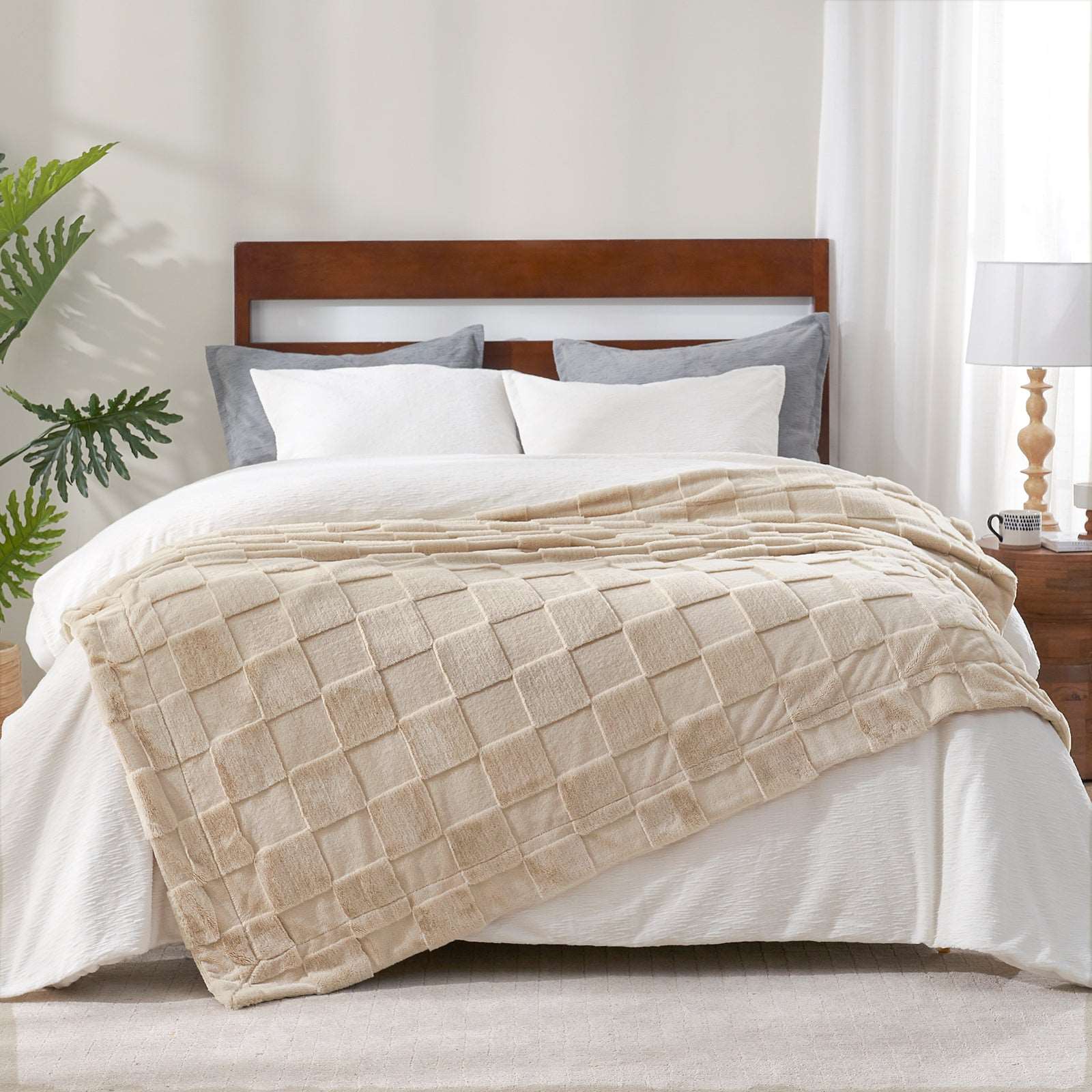 Checkerboard Plush Throw