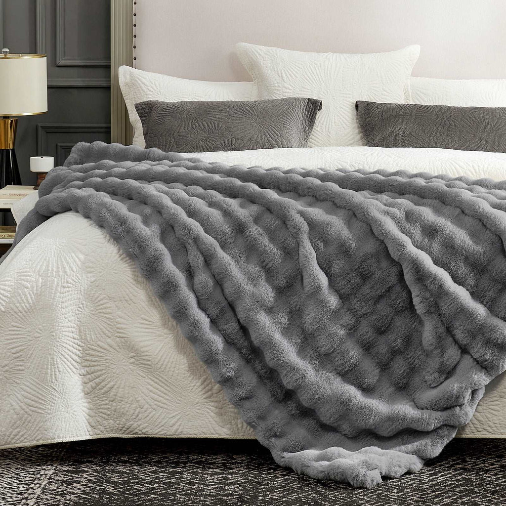 Bubble Tie-Dye Faux Fur Throw
