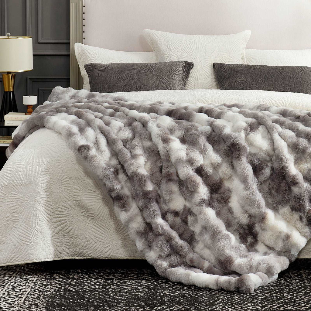 Bubble Tie-Dye Faux Fur Throw