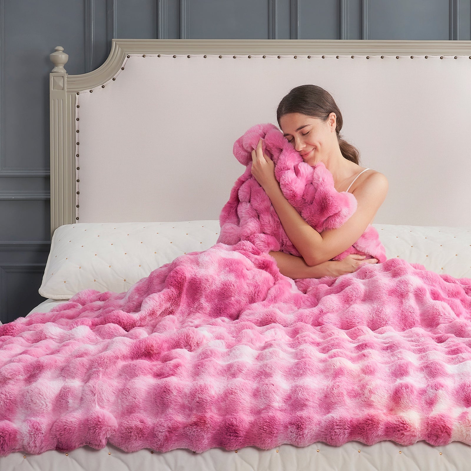 Bubble Tie-Dye Faux Fur Throw