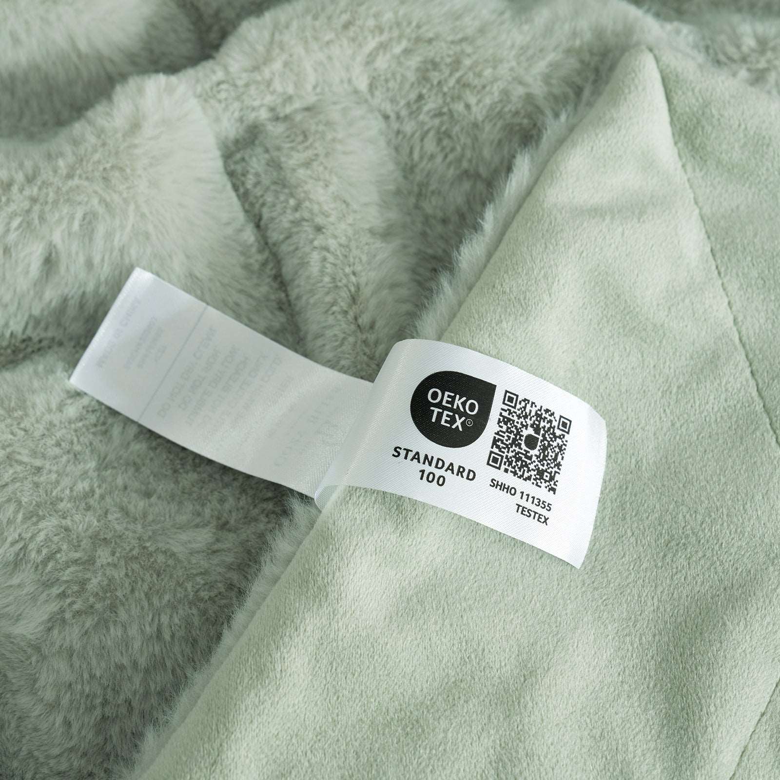 Comfy Cloud Faux Fur Throw