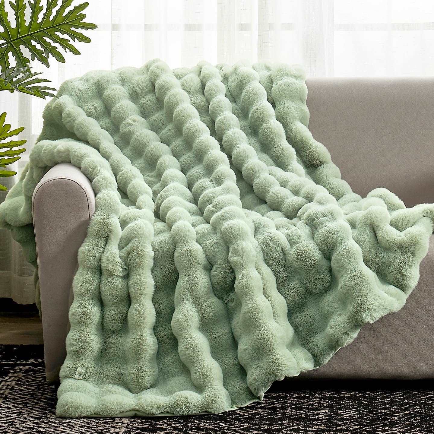Bubble Tie-Dye Faux Fur Throw