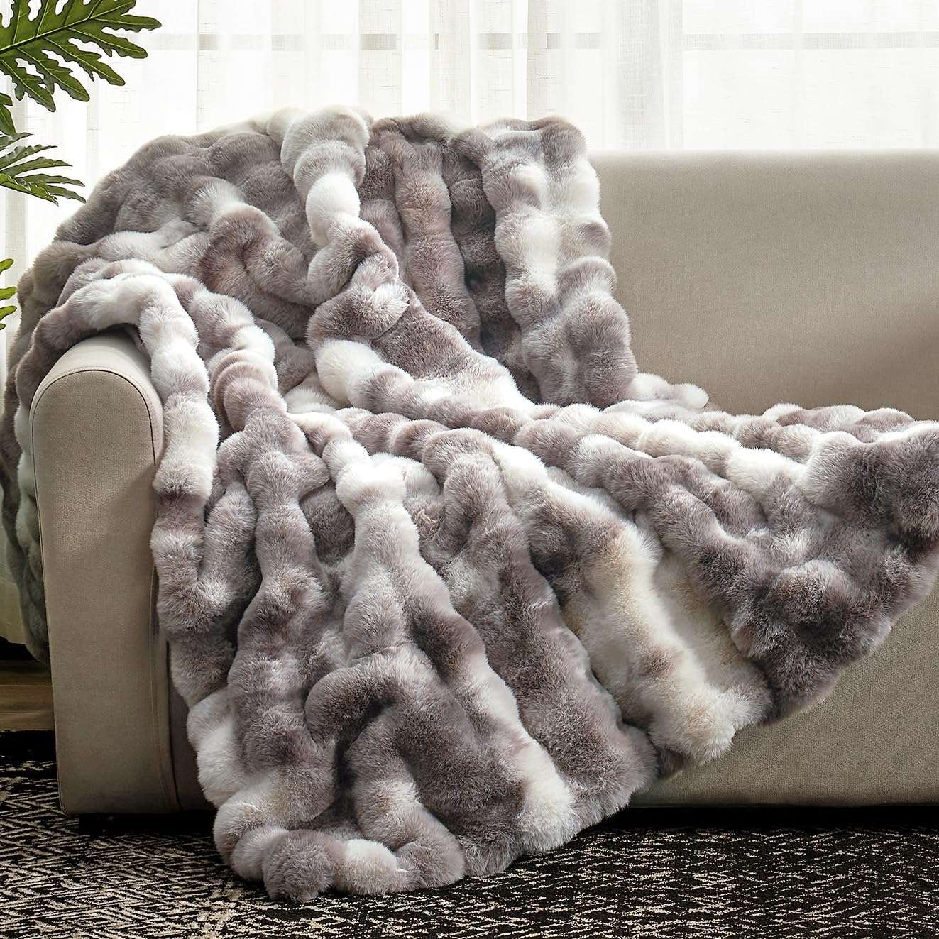 Bubble Tie-Dye Faux Fur Throw