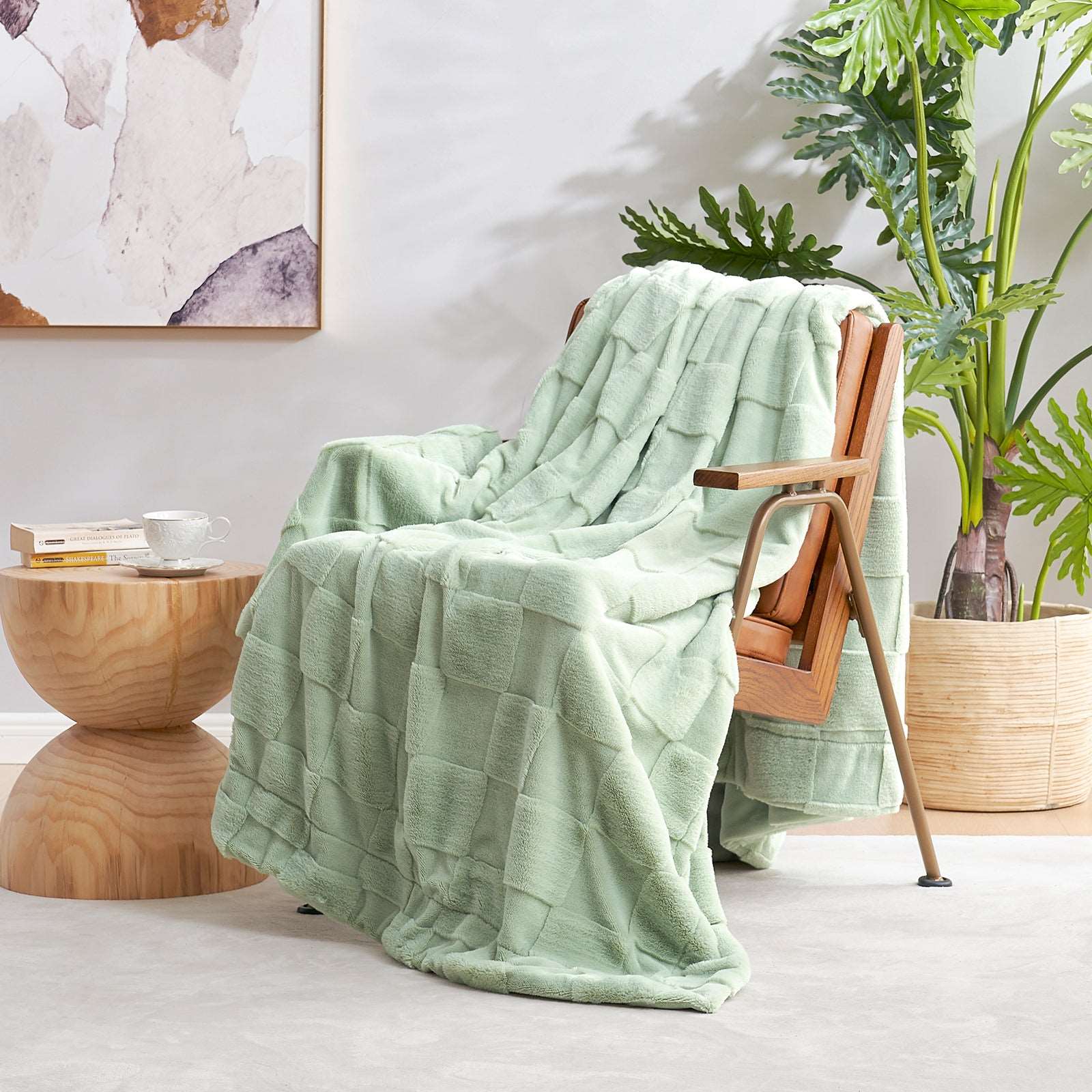 Checkerboard Plush Throw