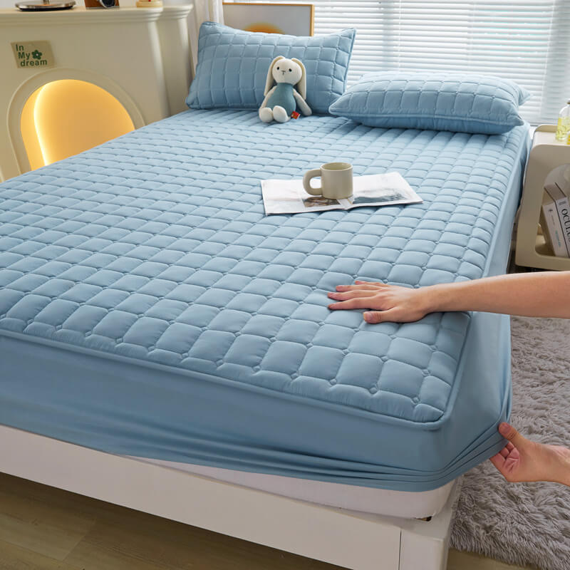 AquaCloud Waterproof Fitted Sheet Main image