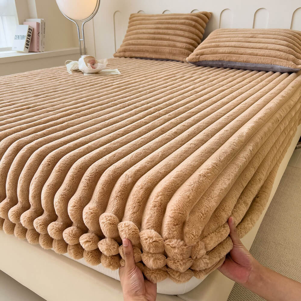 Striped Faux Fur Fitted Sheet