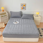 Velvet Cloud Textured Milk Fitted Sheet