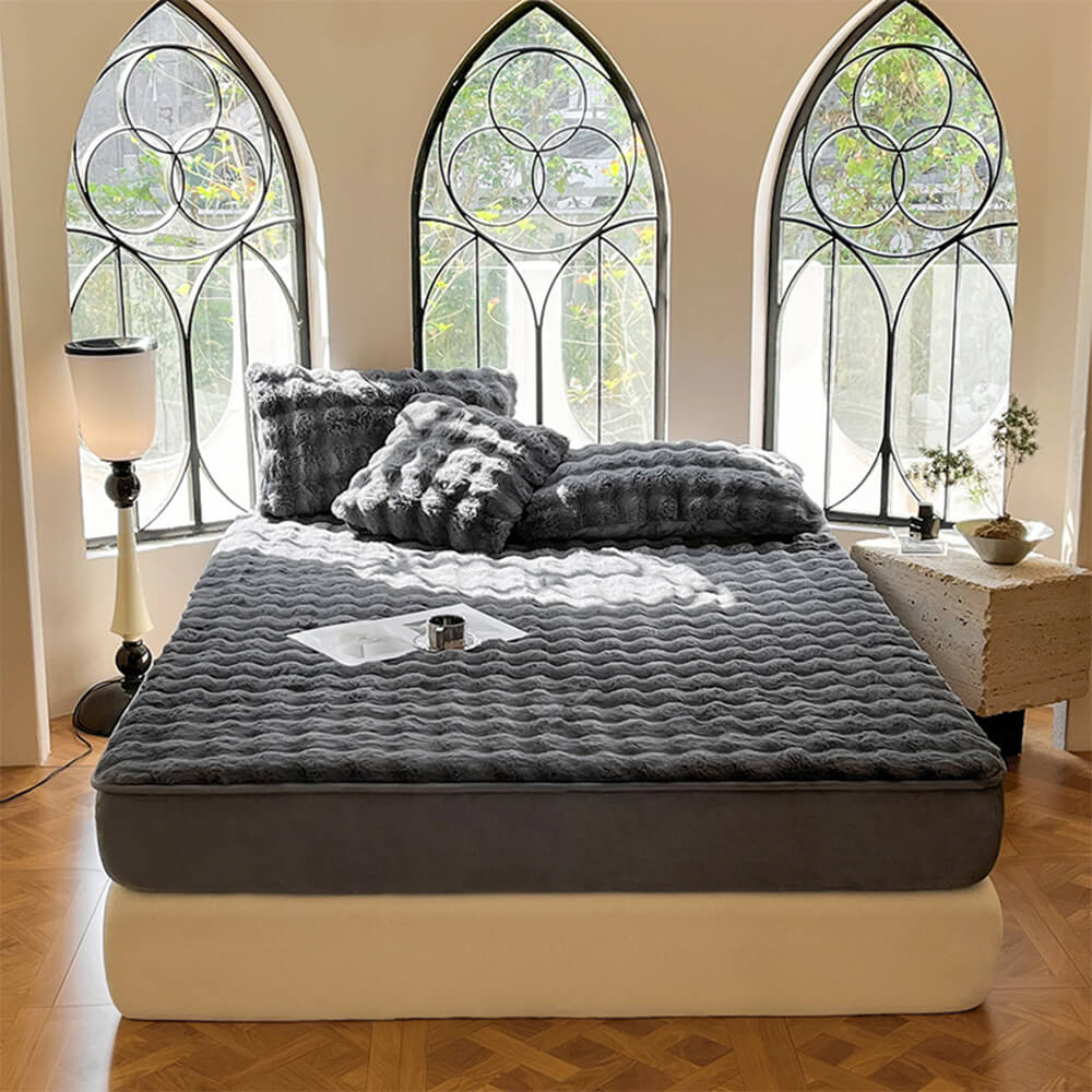 Bubble Plush Fitted Sheet