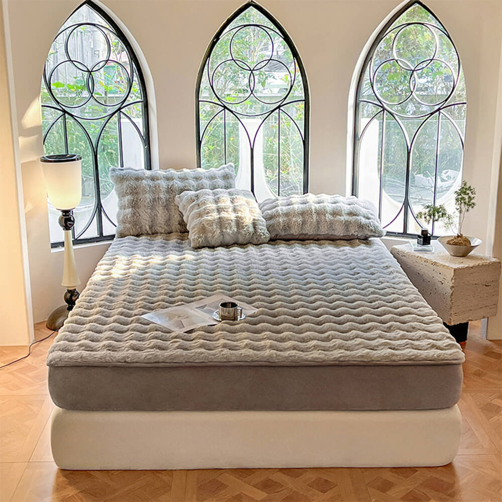 Bubble Plush Fitted Sheet