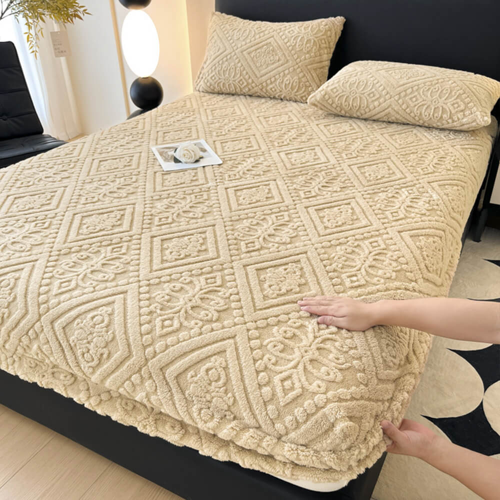 Baroque Embossed Velvet Fitted Sheet