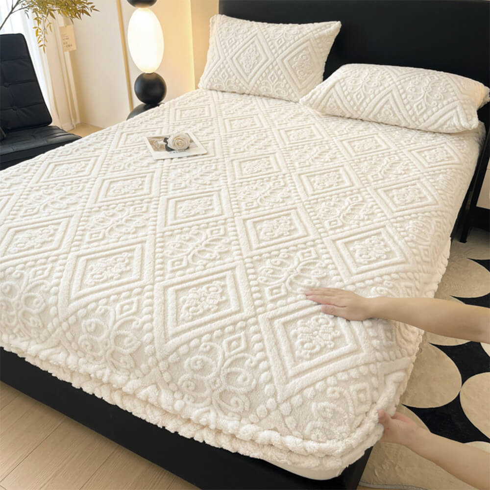 Baroque Embossed Velvet Fitted Sheet Secondary image