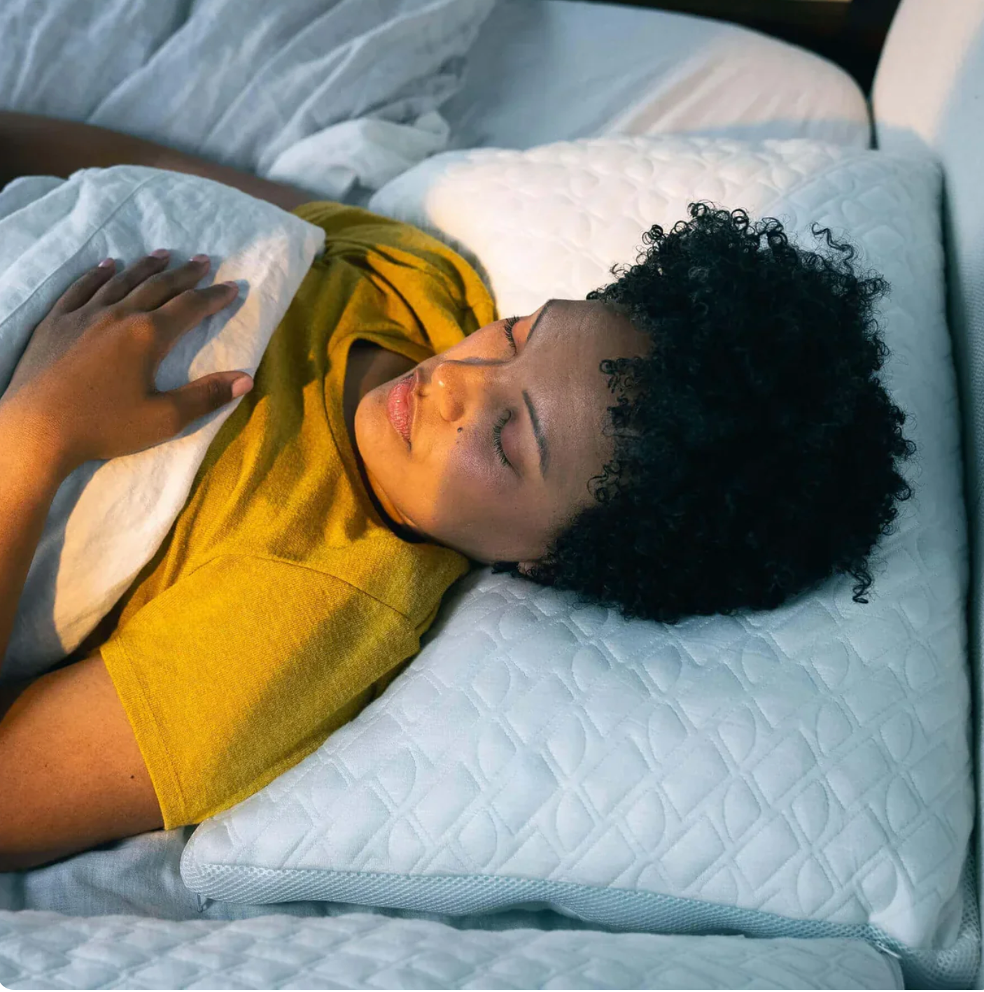 Polar Cloud Cooling Memory Foam Pillow Secondary image