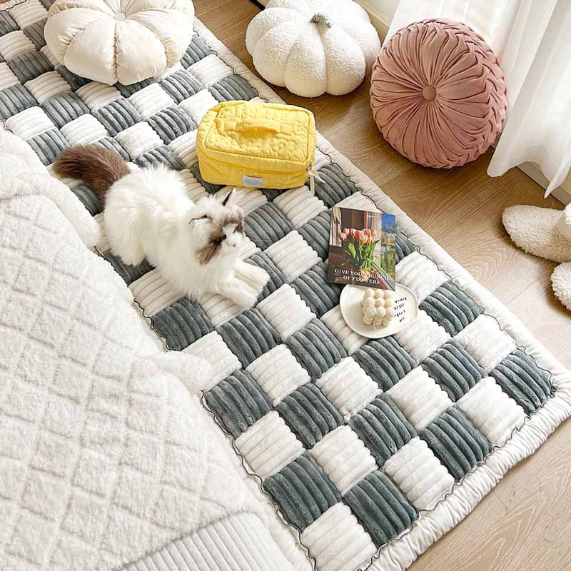 Cream Fuzz Dog Bed Mat